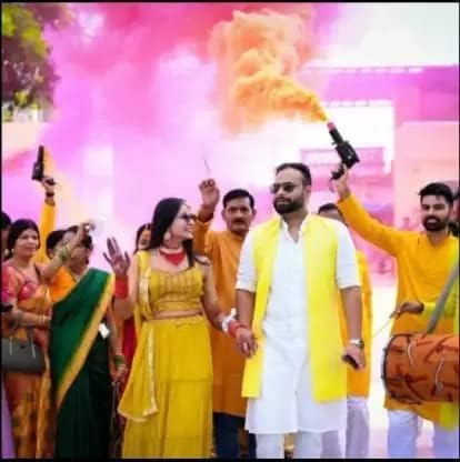 Handheld Sparkler Pyro Party Gun | Cold Spark Machine Cartridge Holder for Weddings, Events & Celebrations