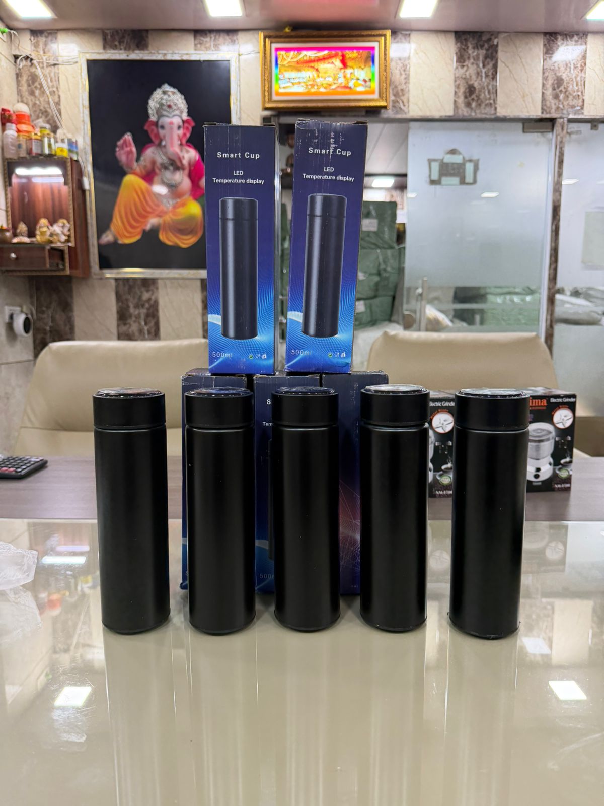 Smart Temperature Display Water Bottle Stainless Steel Vacuum Flask with LED Digital Cap Black